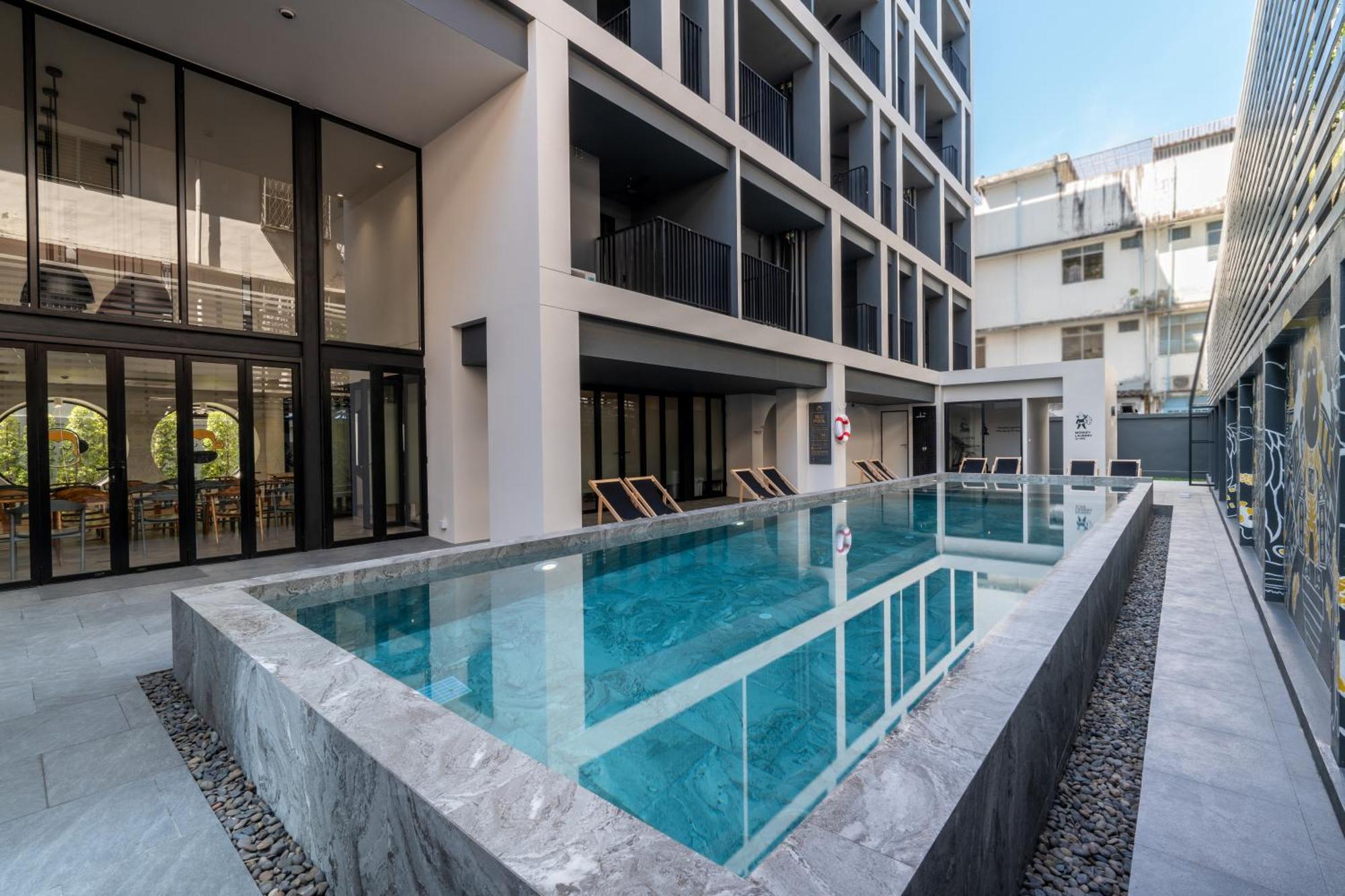 Newly Opened - Blu Monkey Hub And Hotel Krabi Town Exterior foto